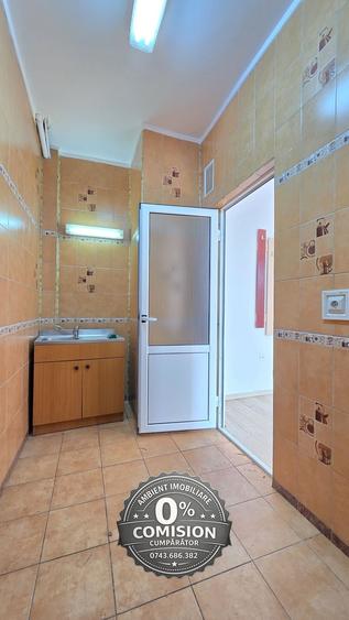Spațiu comercial – ideal pentru birouri, VASLUI - zona CRUCEA GĂRII;