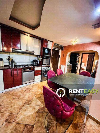 De vanzare! Apartament cu trei camere situat in Tg. Cucu