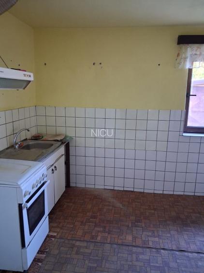 CASA 3 CAMERE TEREN 448 MP ZADARENI