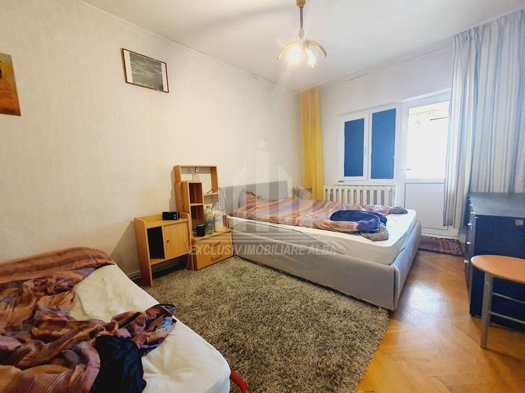 Casa individuala | De vanzare | 250 mp | 7 camere | Cetate