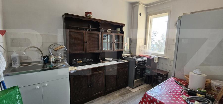 Apartament cu 4 camere, Simeria, Sfantu Gheorghe