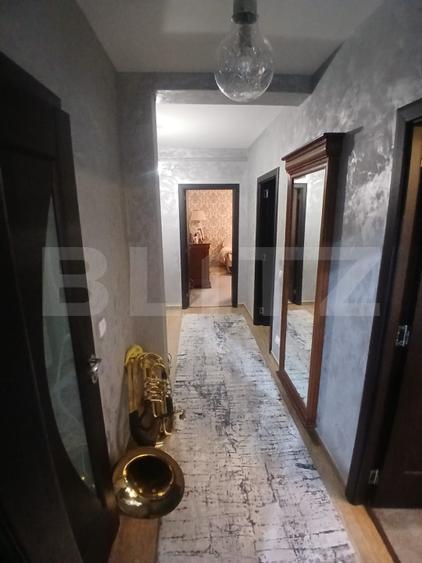 Apartament de vanzare, cu 2 camere, decomandat, zona Visani