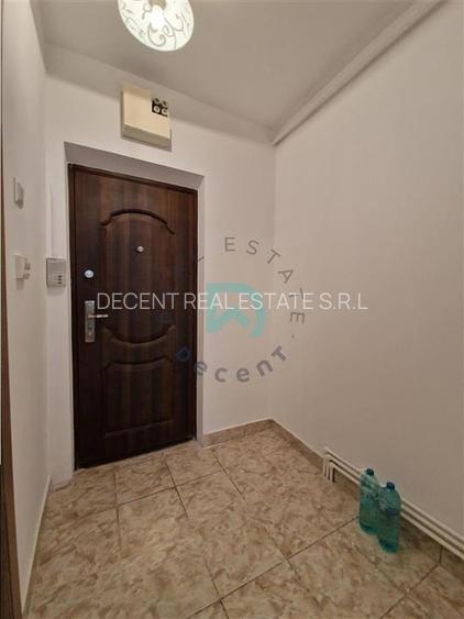 Garsoniera, renovata, Tractorul, Brasov - 6