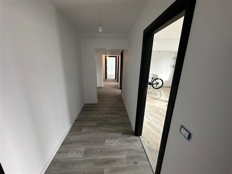 Ap 4 cam, complet renovat NOU, zona Scola nr 3, Al Vlahuta,et 3/4