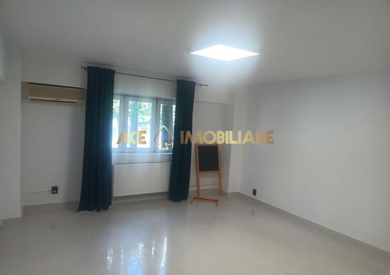 Spatiu Birouri | 4 Camere | Calea Calarasilor | Parter | 90mp