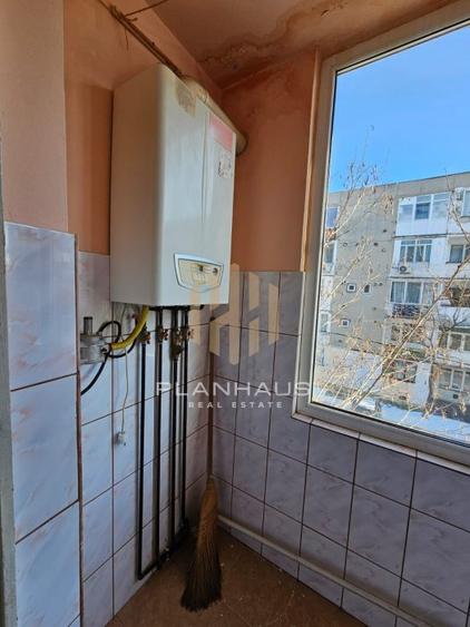 Garsoniera confort 1 ,etaj 2, in apropiere de liceul Nenitescu , 30 mp