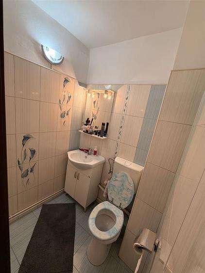 Apartament 4 camere 2 bai si balcon zona Mihai Viteazul