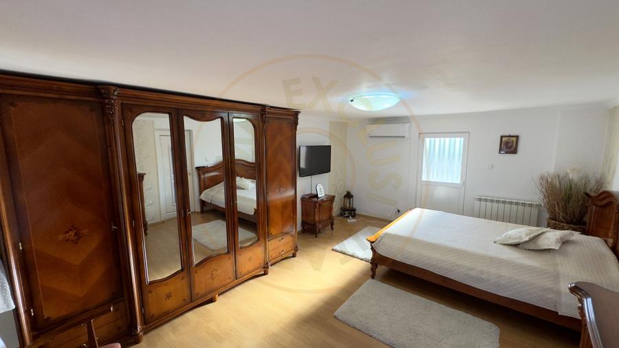 Casă 5 camere P+1 Teren 1010 mp Str. Agoșton - Carei - Comision 0%