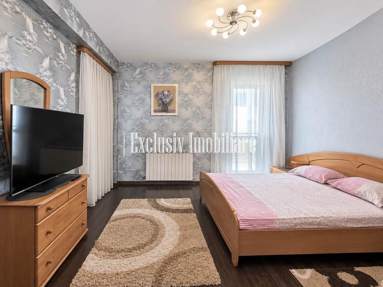 Vedere Frontala la Mare! Piata Ovidiu - Peninsula - Apartament 3 camere 170 mp