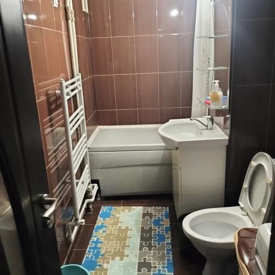 Apartament 3 camere str SABINELOR -CENTRU