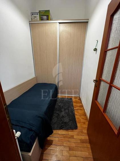 Apartament o camera în zona MAGAZINUL CENTRAL