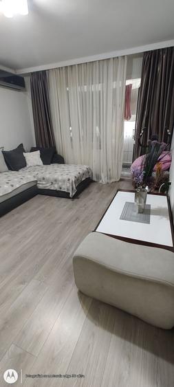 Tomis Nord 3 camere semidecomandate parter