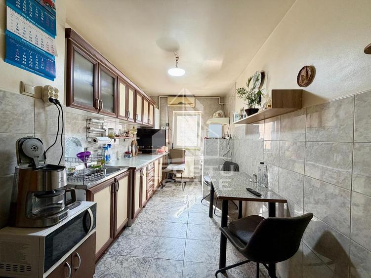 Apartament 3 camere de vanzare, etaj 1, Boxa,  Lipovei, Timisoara