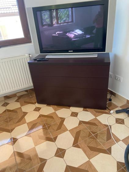 Casa individual, curte , 5 camere , zona Valea Adanca