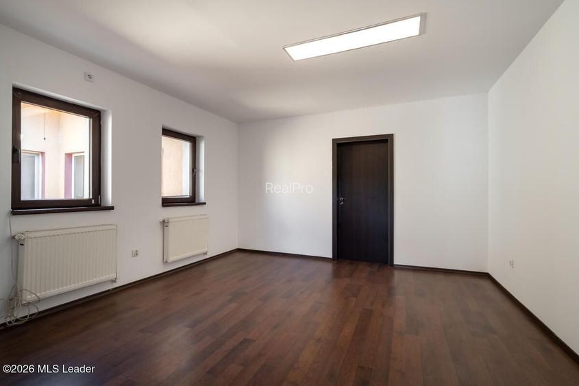 Cotroceni - Carol Davila, Townhouse 232 Mp - Oportunitate Rara - 54