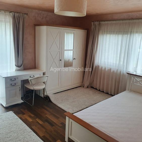 Casa individuala l 310 mp utili l 900 mp teren l garaj l Faget