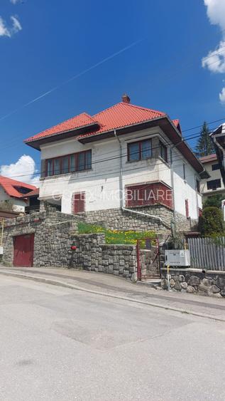 VILA D+P+E DE VANZARE IN BUSTENI, ZONA VALEA ALBA - 2