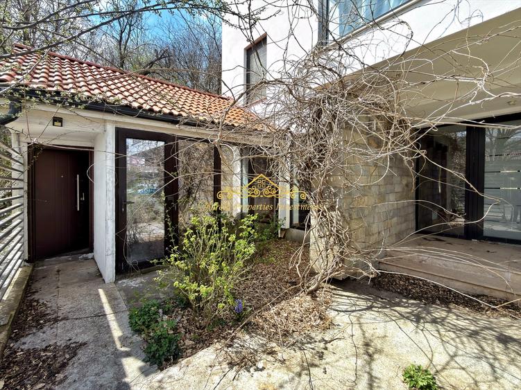 Vila 6 camere Corbeanca, lângă padure, teren 1000 mp