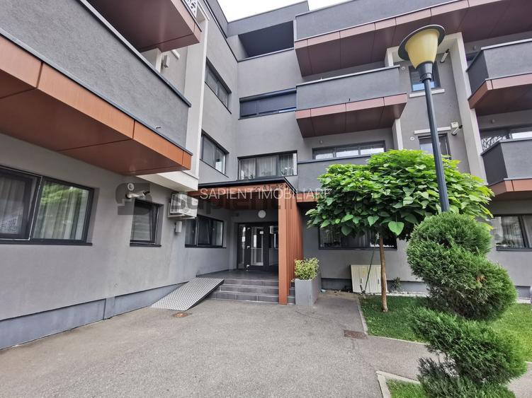 De închiriat apartament cu 3 camere, în Milano 5, Nufărul - 10