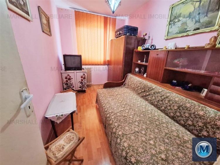 Apartament 3 camere de vanzare, zona Mihai Bravu, 48 mp #16582