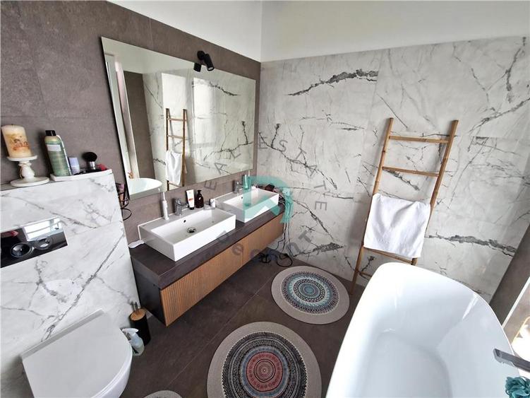 Penthouse, Qualis 2, Tractorul