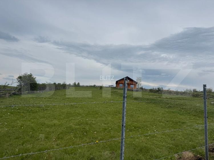 Casa 5 camere, teren 4740 mp, 240 mp , Marisel