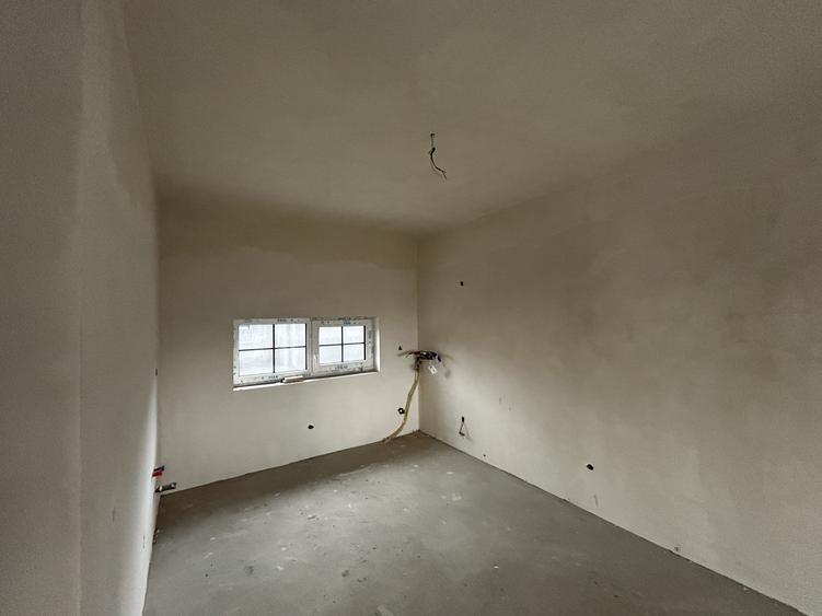 Casă cu garaj, 120 mp, 500 mp teren, CF disponibil, Chinteni
