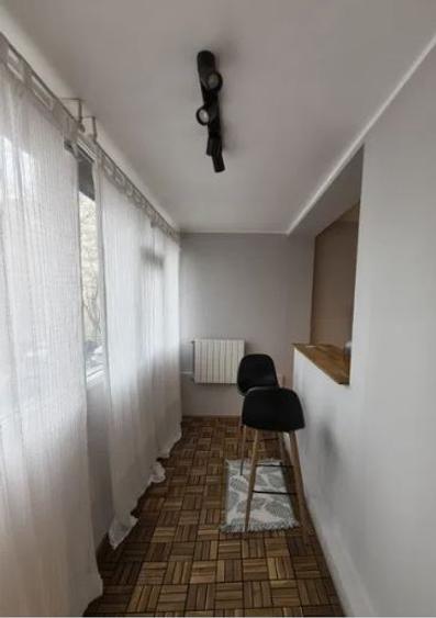Apartament 2 Camere,Tineretului,et.1/2,Amenajat,centrala,mobilat,utilat,complet
