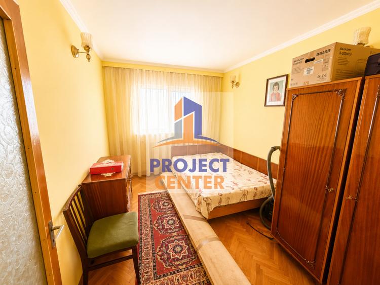 Apartament 4 camere Nord, 2 băi, sup = 80 mp