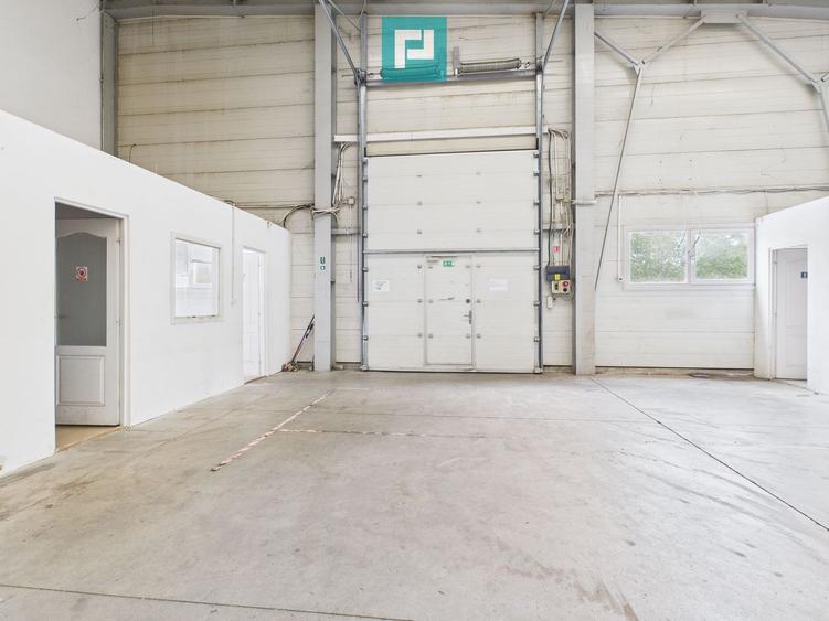 Spațiu industrial de 378 mp în Arad