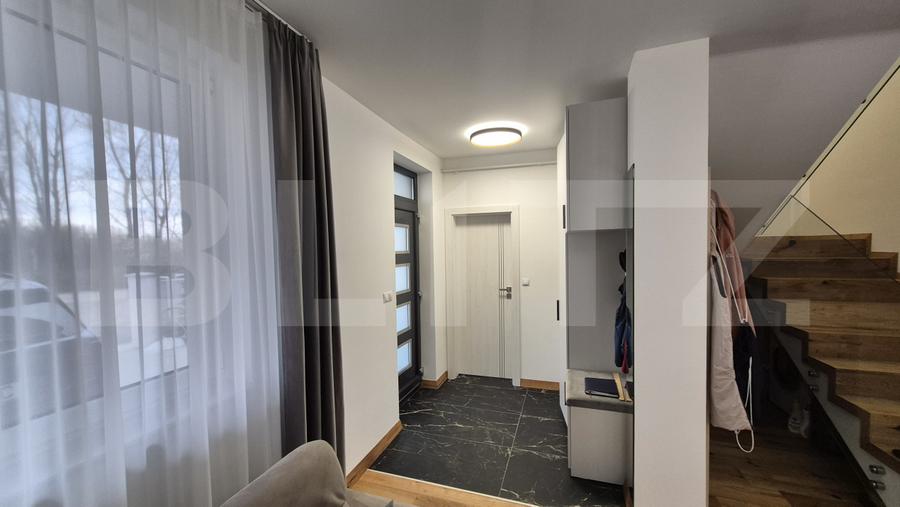 Casa cu 3 dormitoare, 100 mp, teren 202 mp, zona Baritiu
