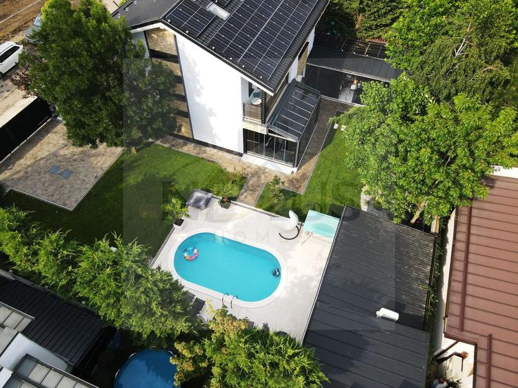 🏡 Vilă de Lux în Comuna Berceni | 6 Camere | Piscină | 650 mp Teren |