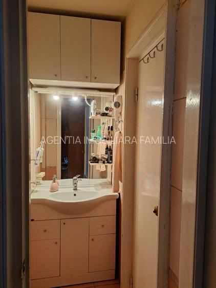 Vanzare apartament cu 3 camere(Neacsu)Micro 19, sup 64 mp, 67.000 euro - 4
