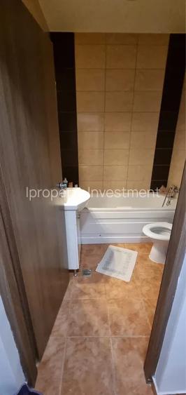 Apusului 2 Camere Parcare AC - 8