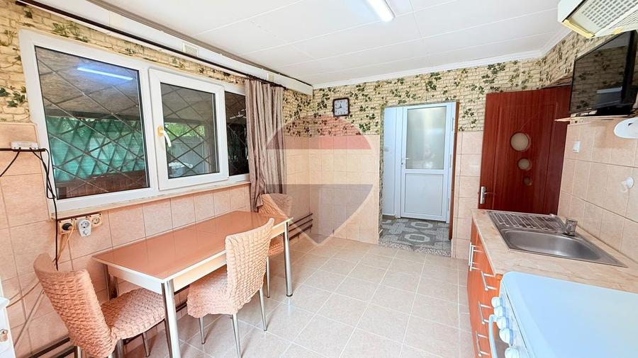 Casă de vânzare | 5 camere| Teren 428 mp | Voluntari, lângă Școala 1