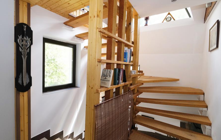 Vanzare casa la munte langa padure in Cheia judetul Prahova