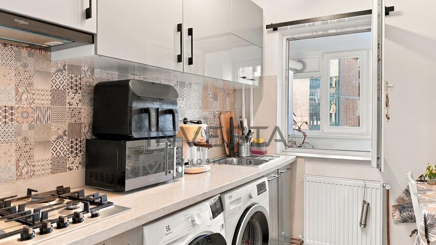 Apartament cu 1 camera decomandata, in Centru!