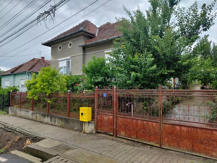 Casă individuală 180 mp + 800 mp teren/livadă – Sărmașu, jud. Mureș - 2