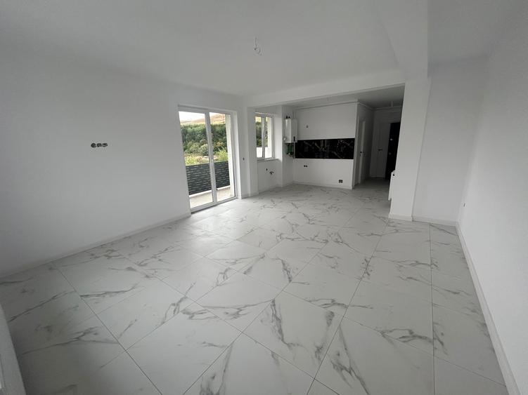 Apartament de 2 camere, semidecomandat, zona Tineretului