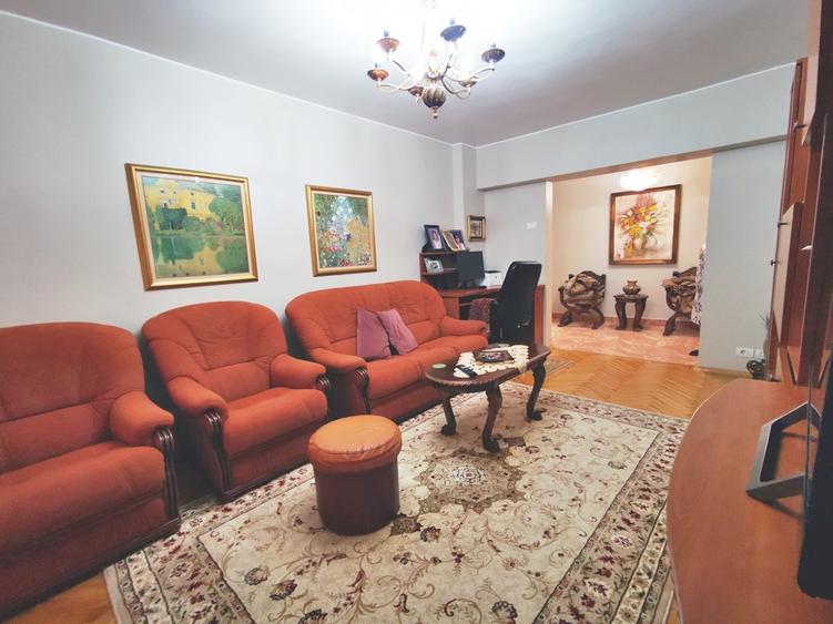 Vanzare Panduri 4cam, renovat 100 mp, boxa si parcare ADP zona 13 Septembrie