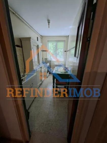 Apartament 3 camere / Drumul Taberei / Etaj 1 / 60 mp - 12