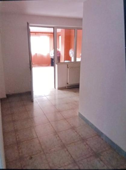 Casa + Spatiu comercial