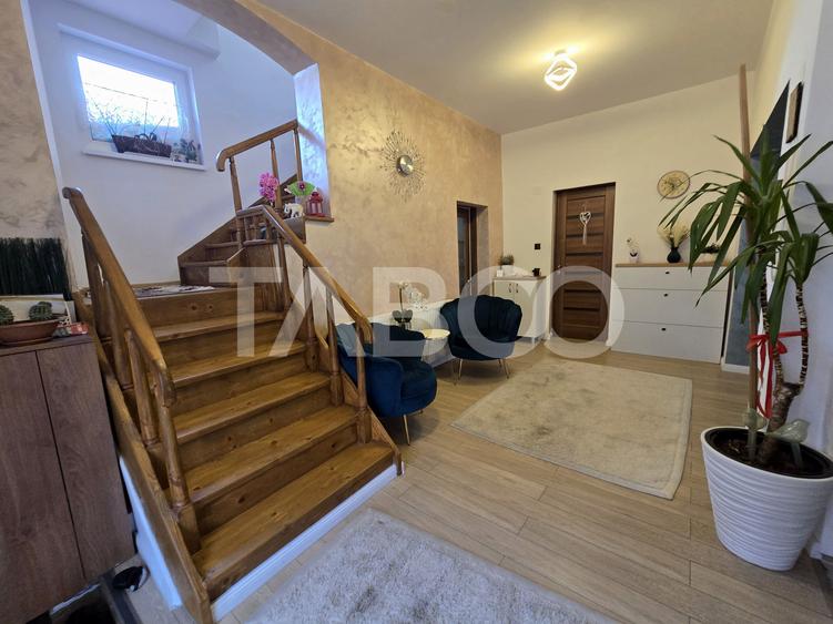 Casa mobilata de vanzare 150 mpu teren 450 mp garaj Piata Cluj Sibiu