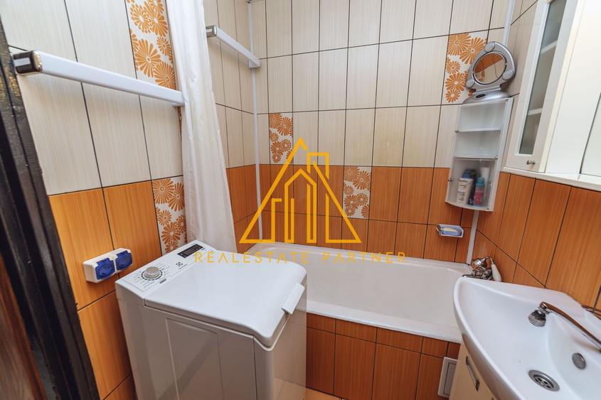 Apartament 3 camere semidecomandat – Berceni, Sector 4, aproape de Sun Plaza