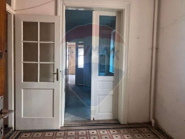 Investiție: 2 apartamente în aceeași clădire, Centrul Istoric