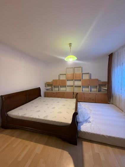 Apartament de închiriat, 4 camere, 94 mp, Plopilor zona Parcul Iuliu Hațieganu