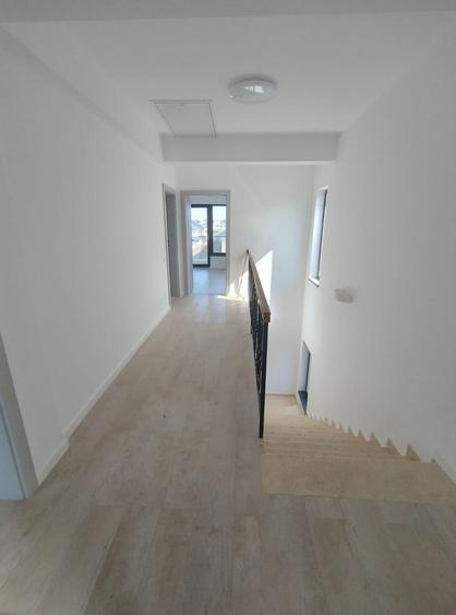 Vila Moderna Tunari, zona Buna, curte 300m