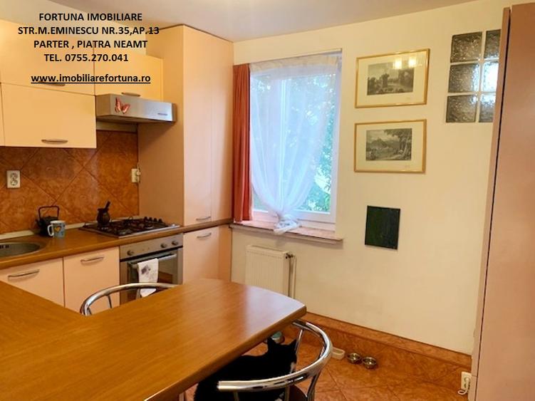 Apartament 3 camere, etaj 1, cu boxa in proprietate, loc de parcare, Scoala nr.2