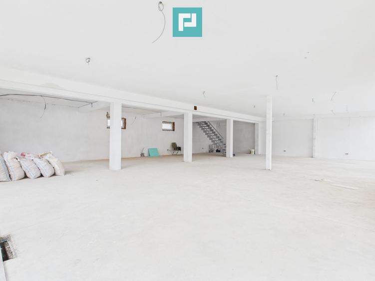 Spațiu comercial 200mp + 90mp mansarda - Cantemir