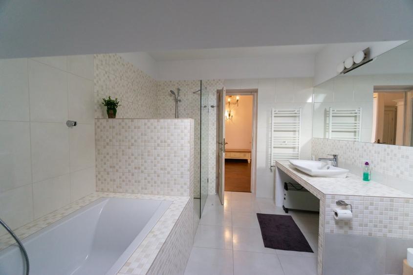 Apartement de lux, 5 camere